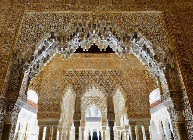 Alhambra Uncovered: A Private Perspective (3 Hours)