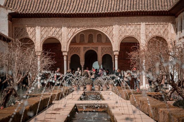 Alhambra & Granada Full Day Tour (6 Hours)