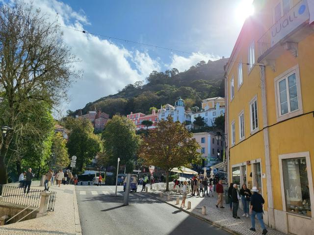 Full-Day Sintra and Cascais Tour with Private Transportation (up to 3 guests) (8 Hours)