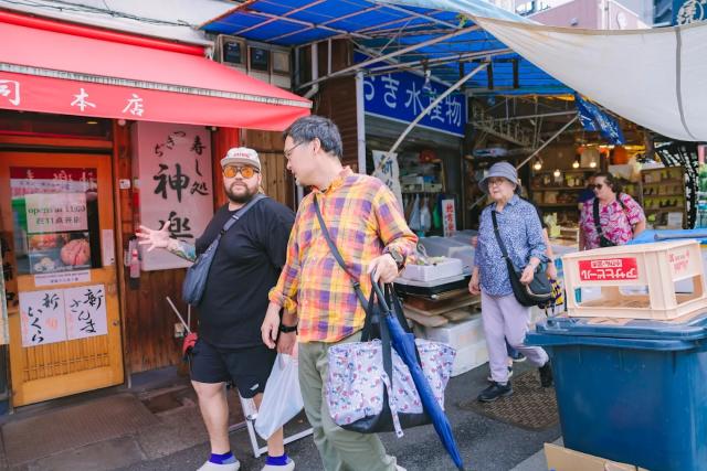 Tsukiji Market Tour with Edo-style Sushi Class (4 Hours)