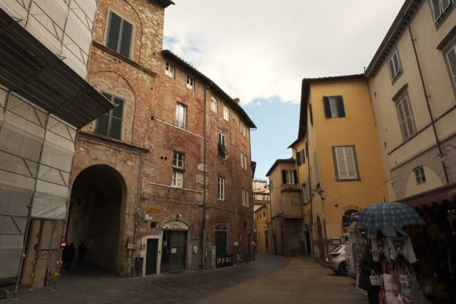 Private Tour of Lucca: Walls & San Martino Cathedral