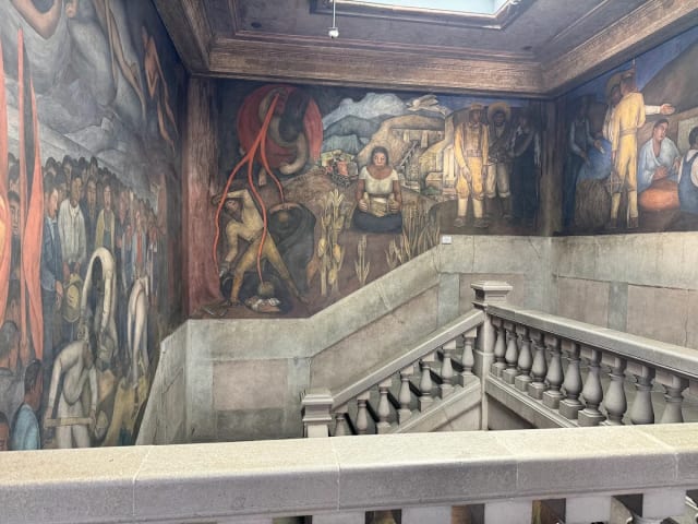 Private Mexican Muralism Tour in Mexico City | Local Historian