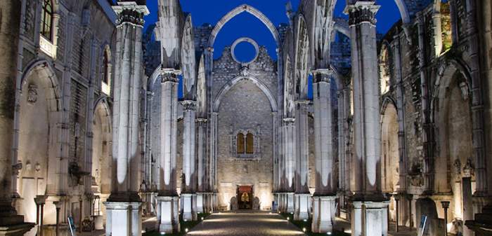 Museu Arqueológico do Carmo (Carmo Archaeological Museum)