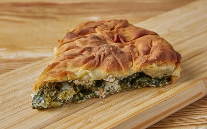Where Locals Actually Go for Coffee and Pastries in Athens