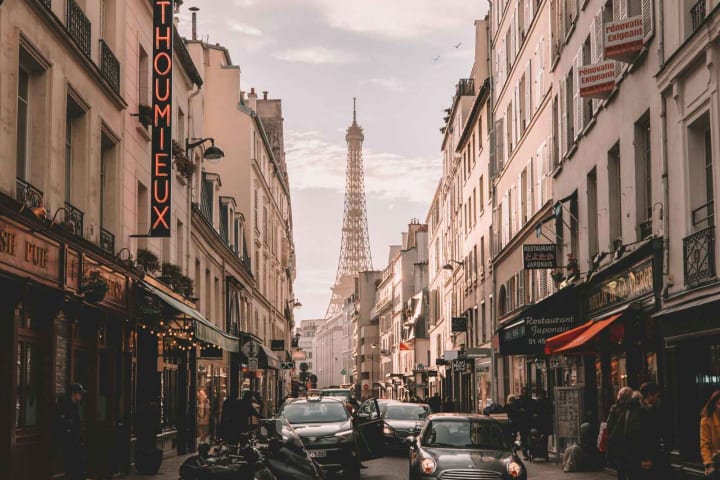 Paris, FR