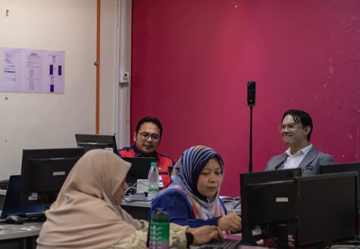 BENGKEL AUTOMASI KERJA DENGAN AGENTIC AI - Gambar 4