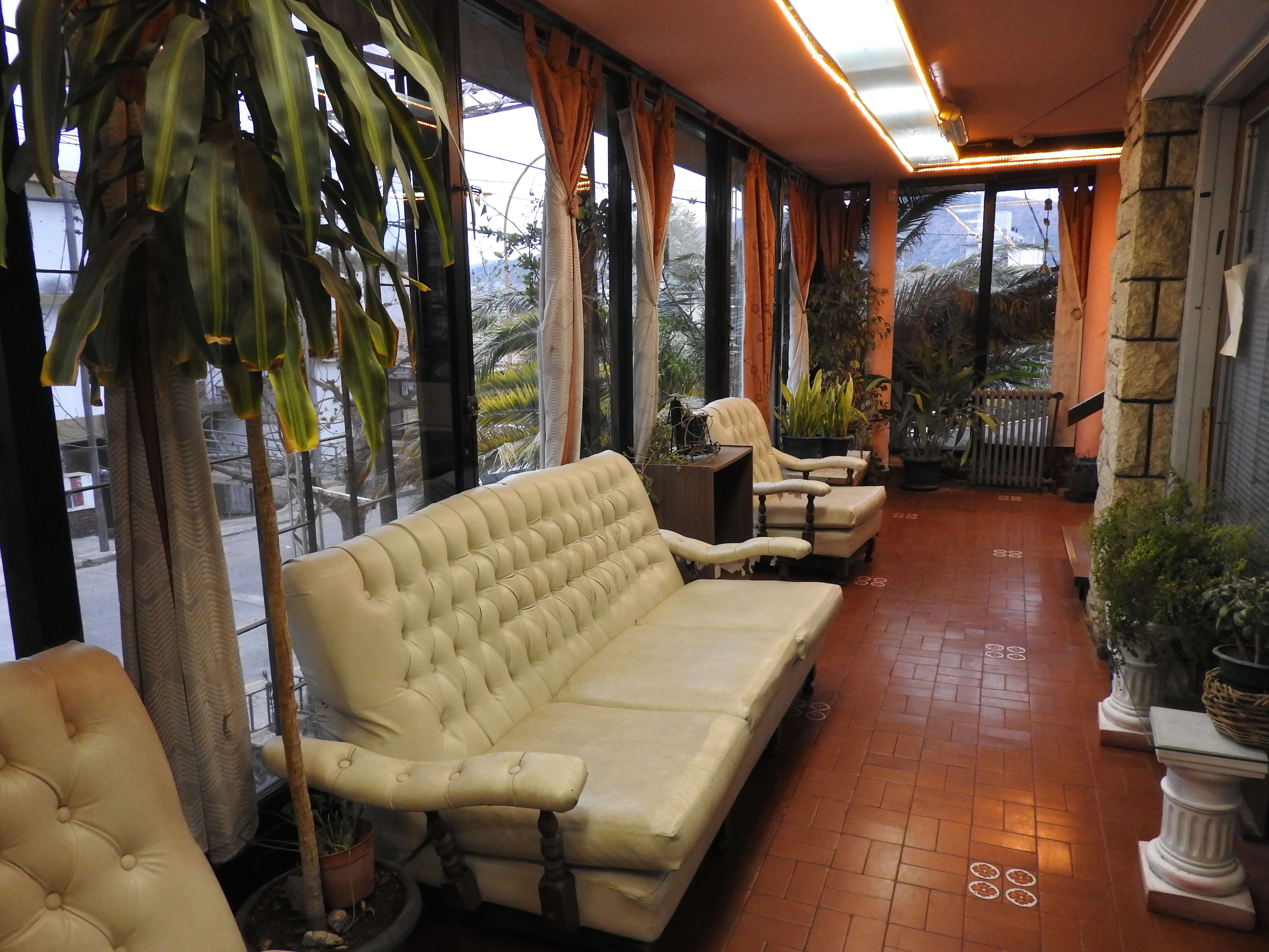 Fachada del Hotel Kev-Mar en Villa Carlos Paz