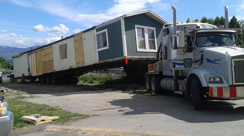 How Much Does It Cost to Move a Mobile Home