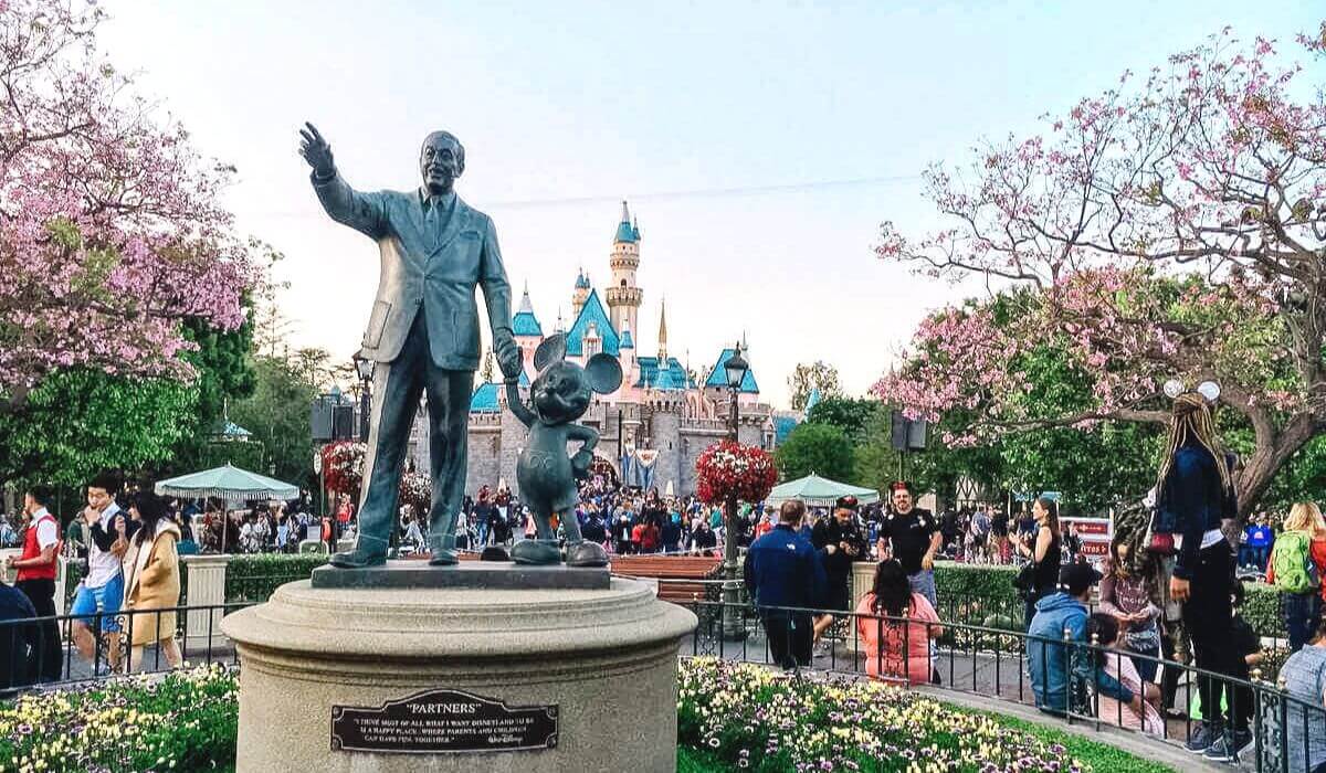 Can You Bring Food into Disneyland