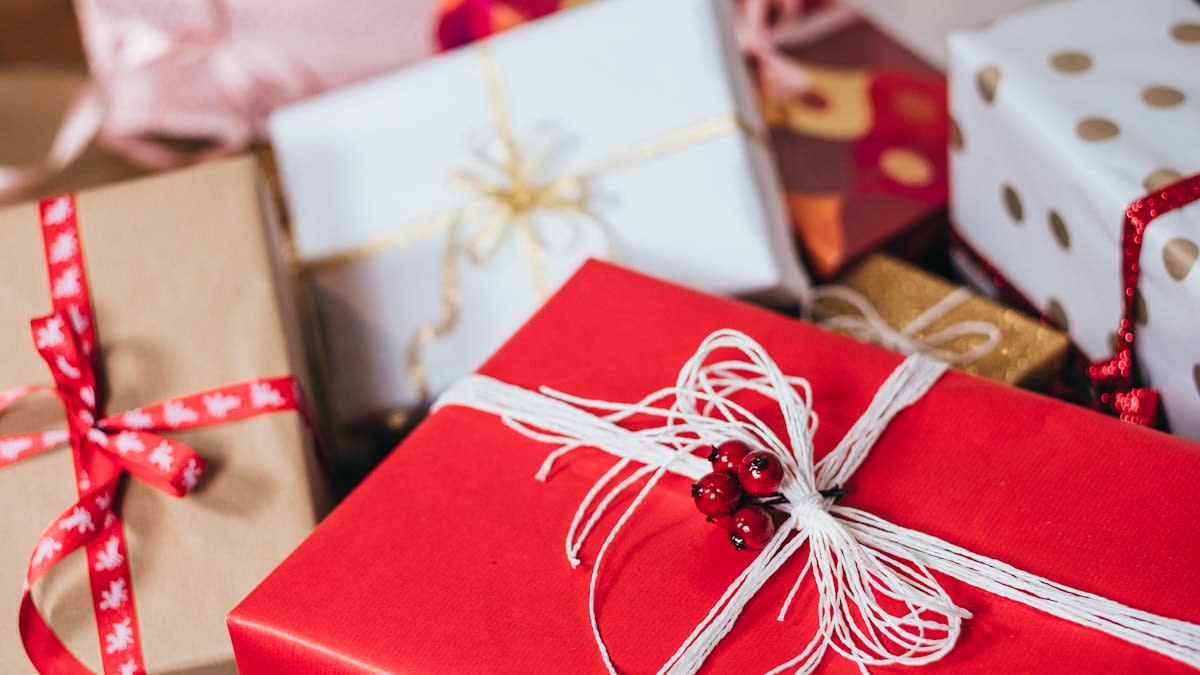 EOFY Gift Ideas for Employees: Show Your Team You Value Them