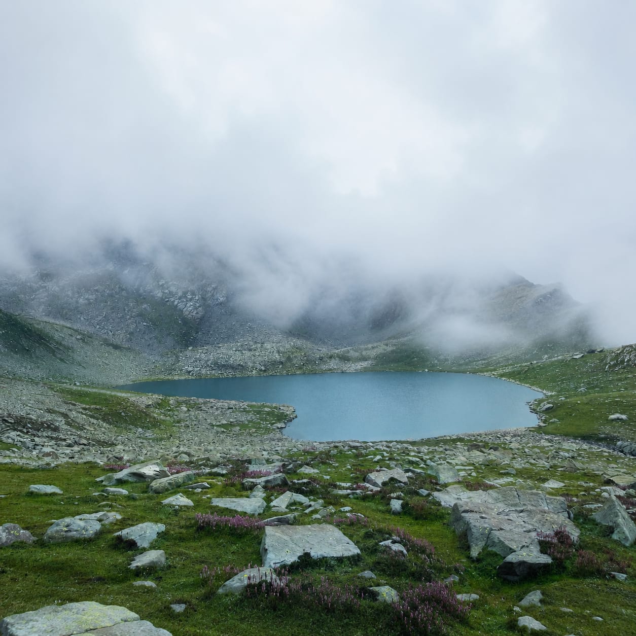 Katorisar Lake