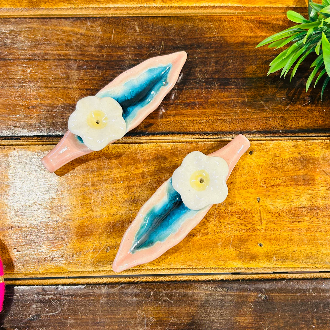 Leaf Incense Stick Holder ( pack of 1 )