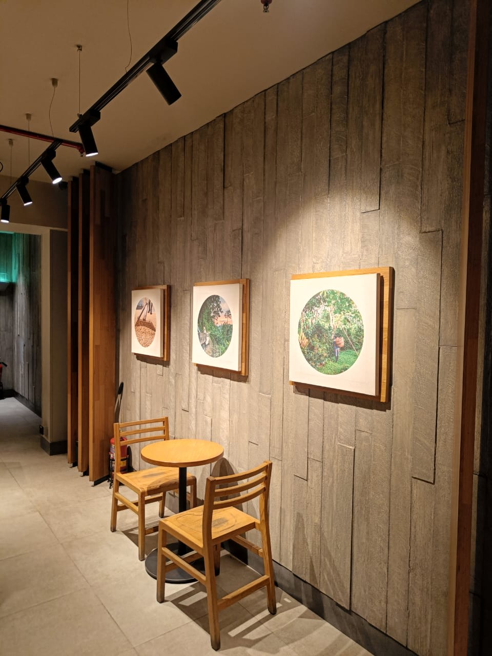 gallery wall