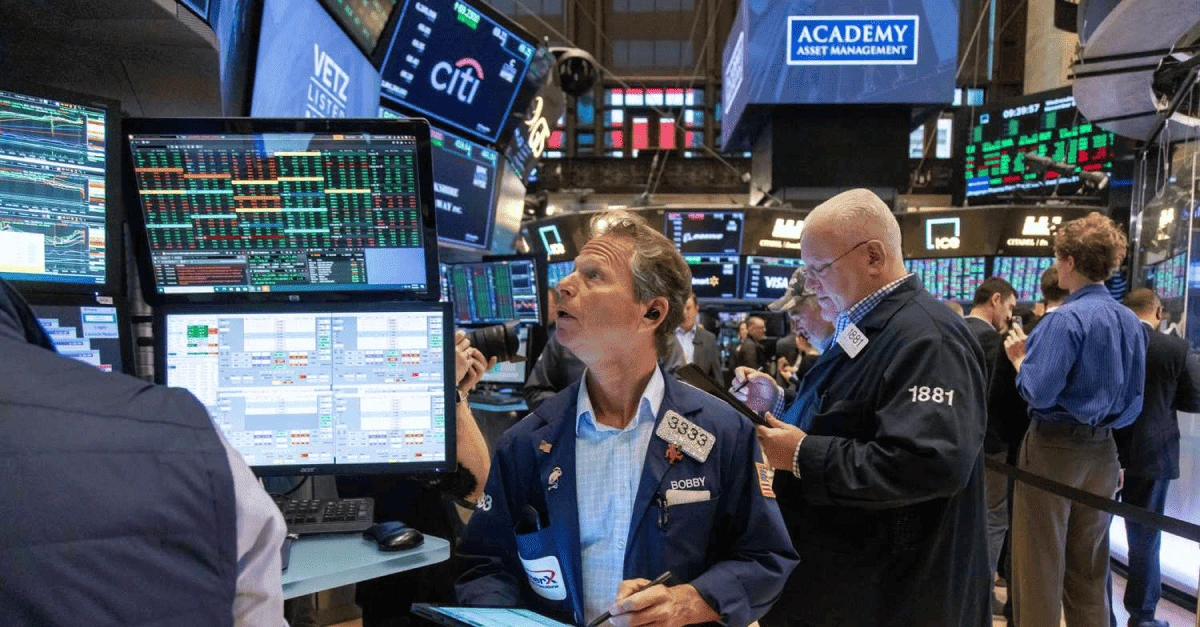 Global Stocks Surge as Technology Sector Fuels Wall Street's Record High