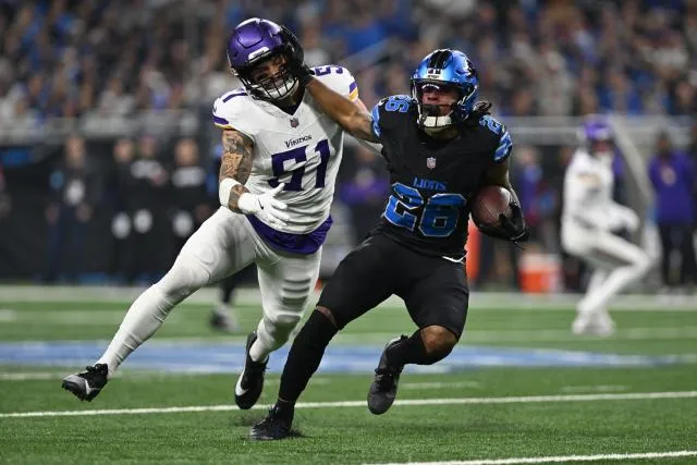 Jahmyr Gibbs Leads Lions to NFC North Title, Top Playoff Seed