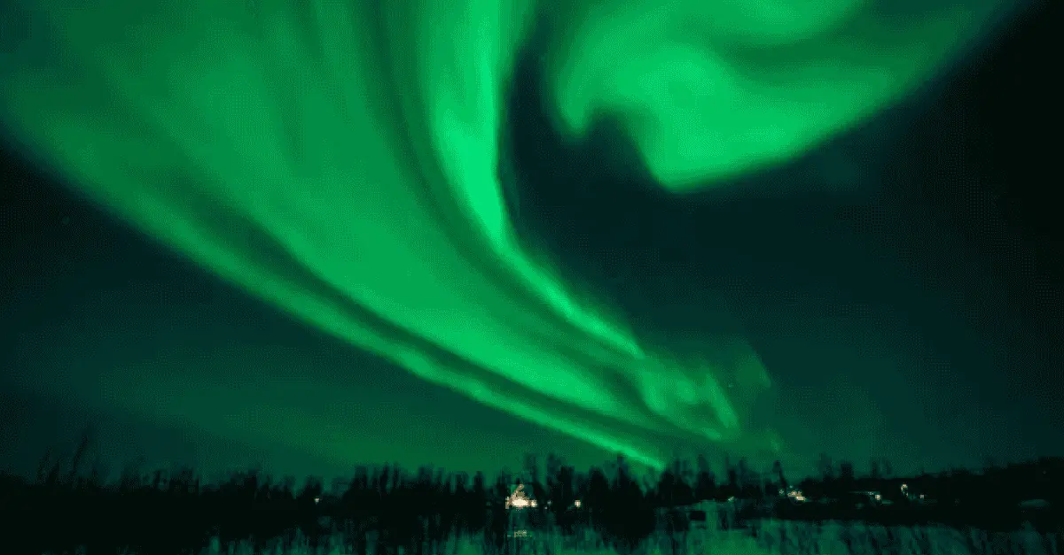 Northern Lights May Light Up the Sky This Thanksgiving Across Parts of the U.S.