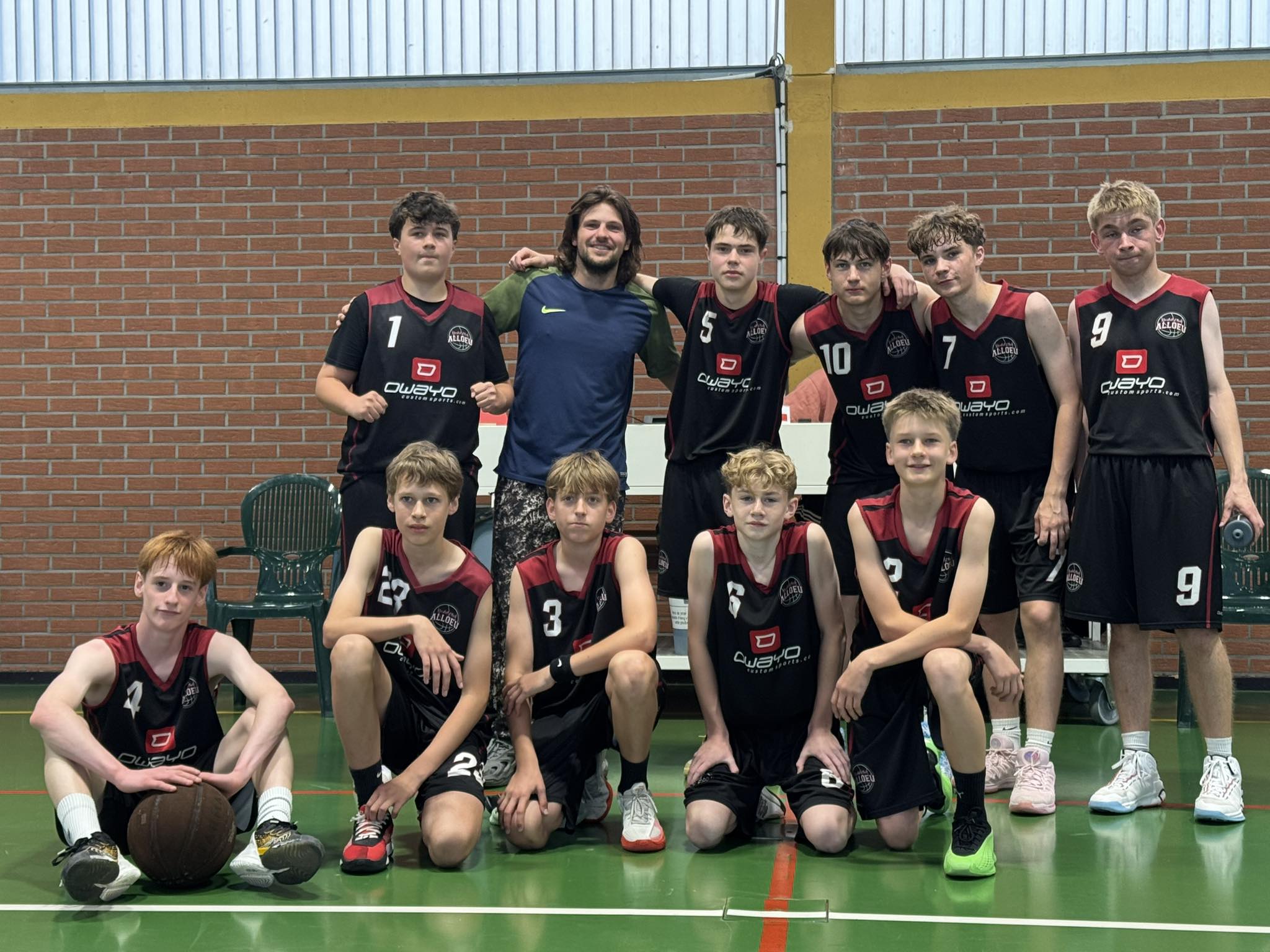 Image 6 - Alloeu Basket Club