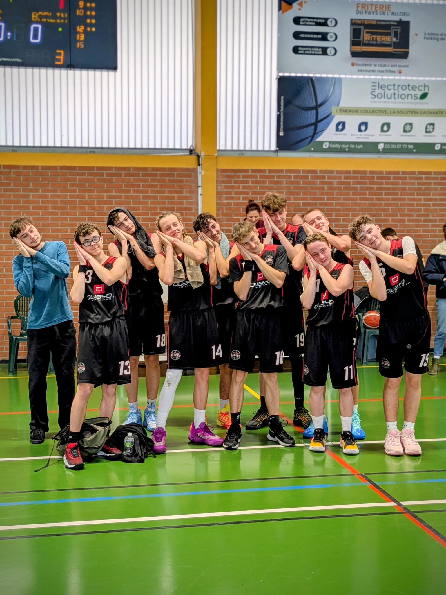 Image 5 - Alloeu Basket Club