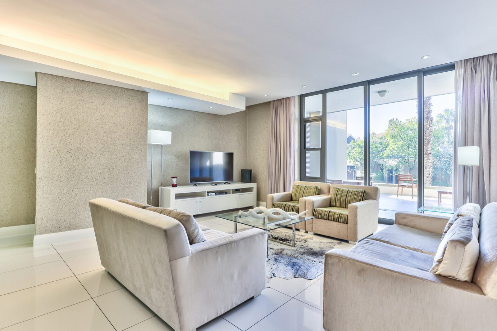 Superior One Bedroom Apartment, foto 1