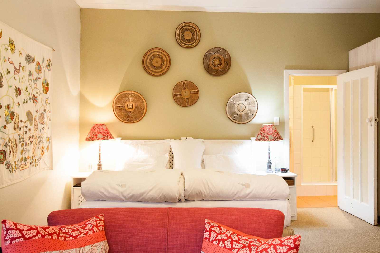 Earth Room at Liz at Lancaster Guesthouse, Craighall Park