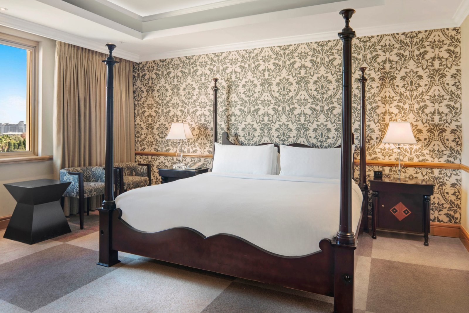 Presidential Suite four-poster bedroom, NH Johannesburg Sandton