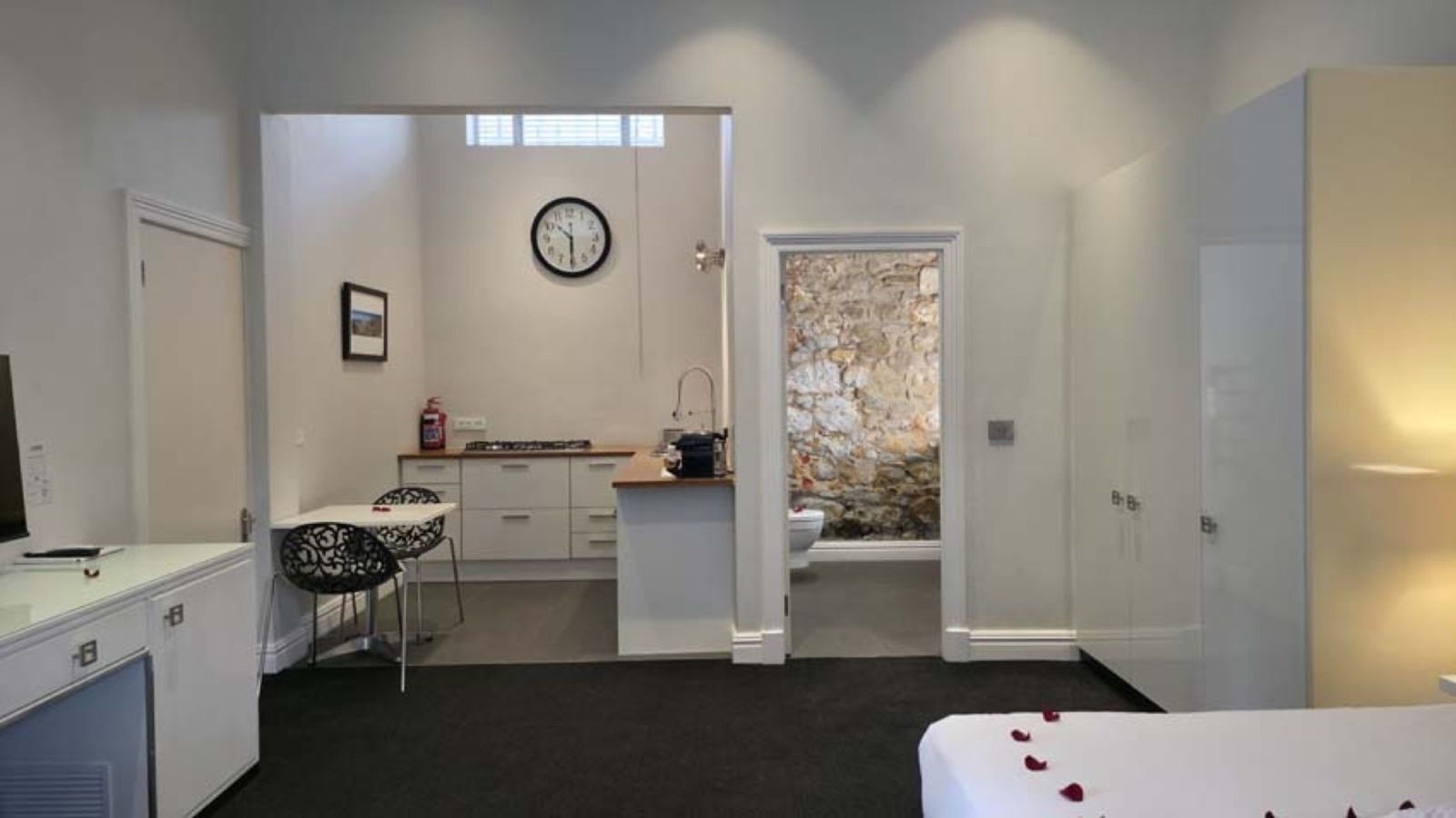 Studio Apartment, foto 1