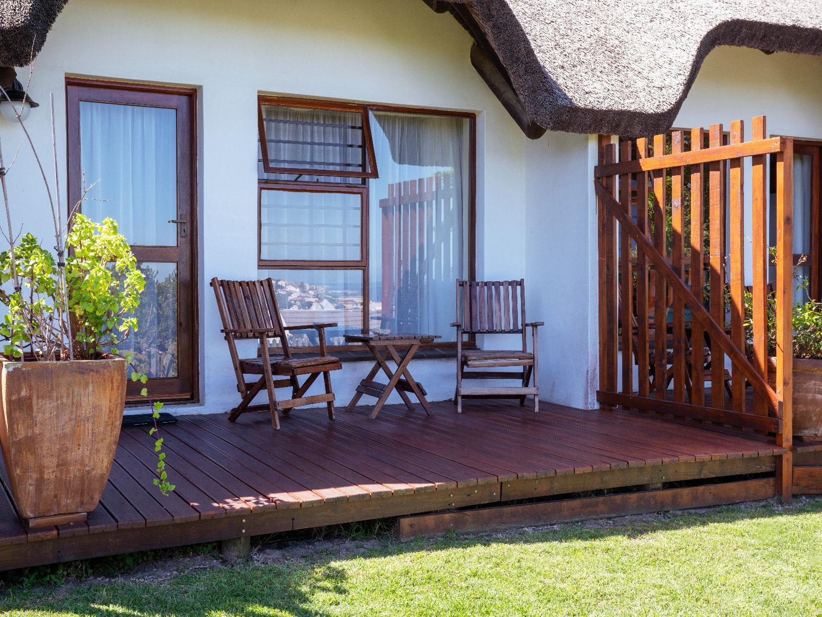 Luxury Queen Room at Cycads on Sea