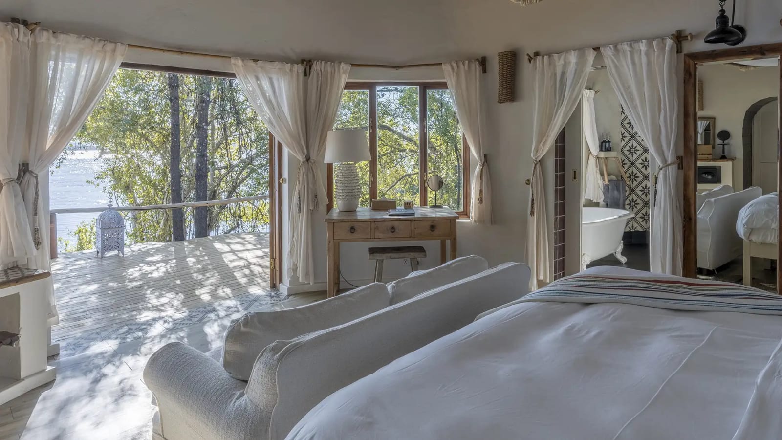 River Cottage at Tongabezi Lodge