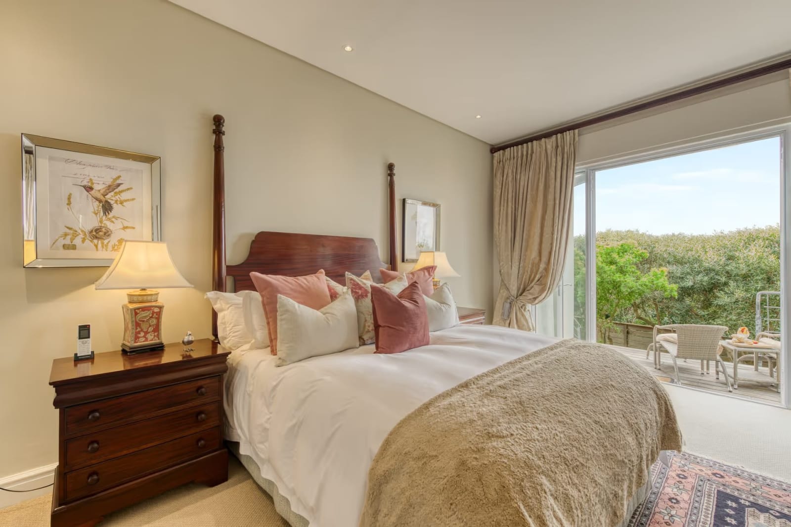 Standard sea facing suites at Tintswalo Boulders