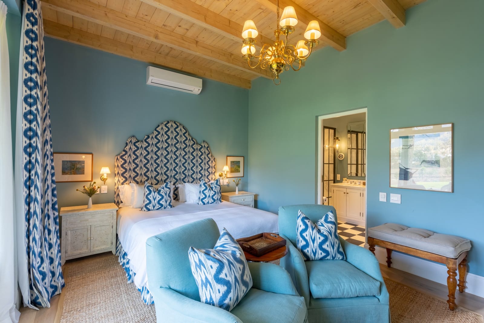 Manor House Mountain Room at La Cotte Farm, Franschhoek