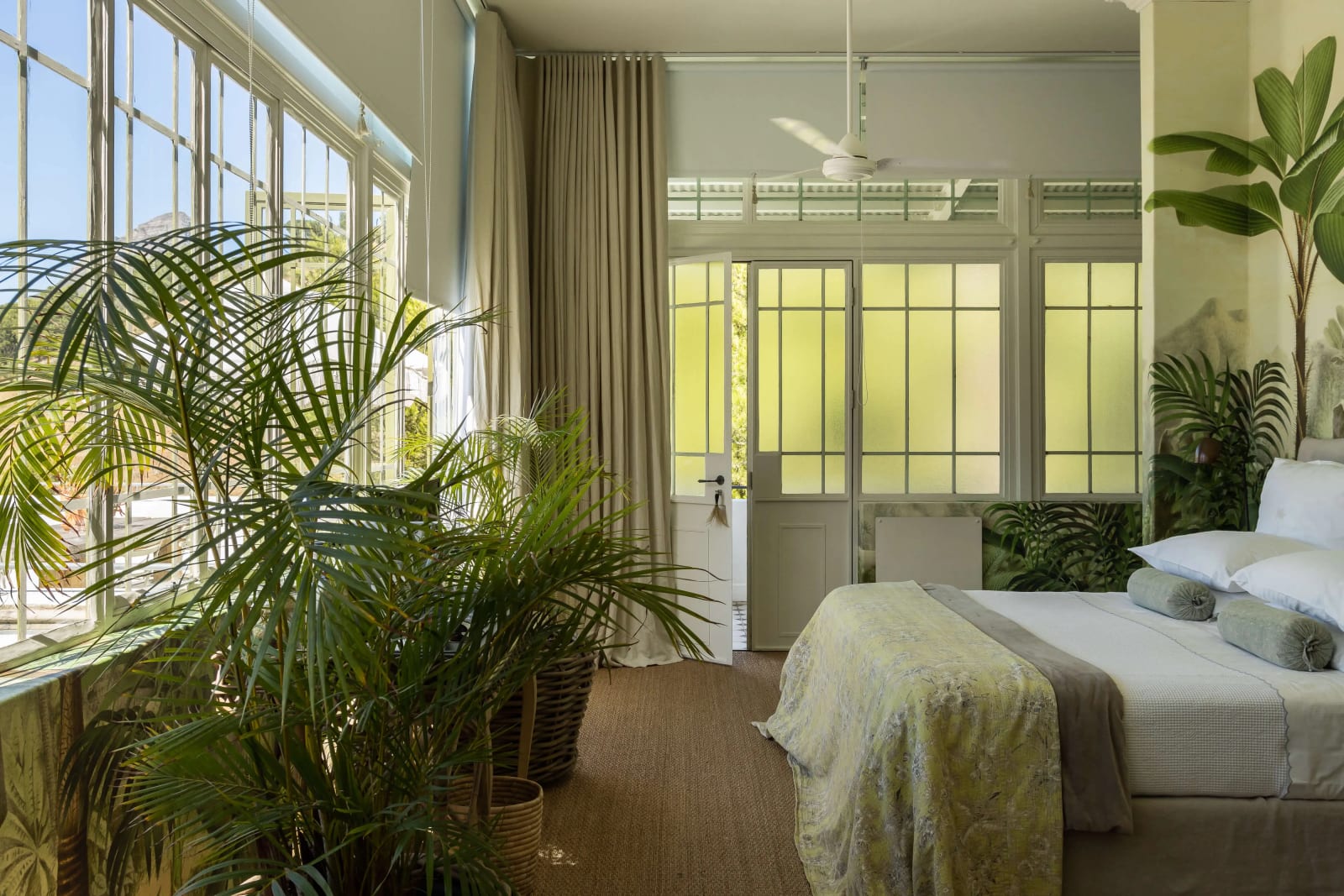 Deluxe Suite at Dorp Hotel