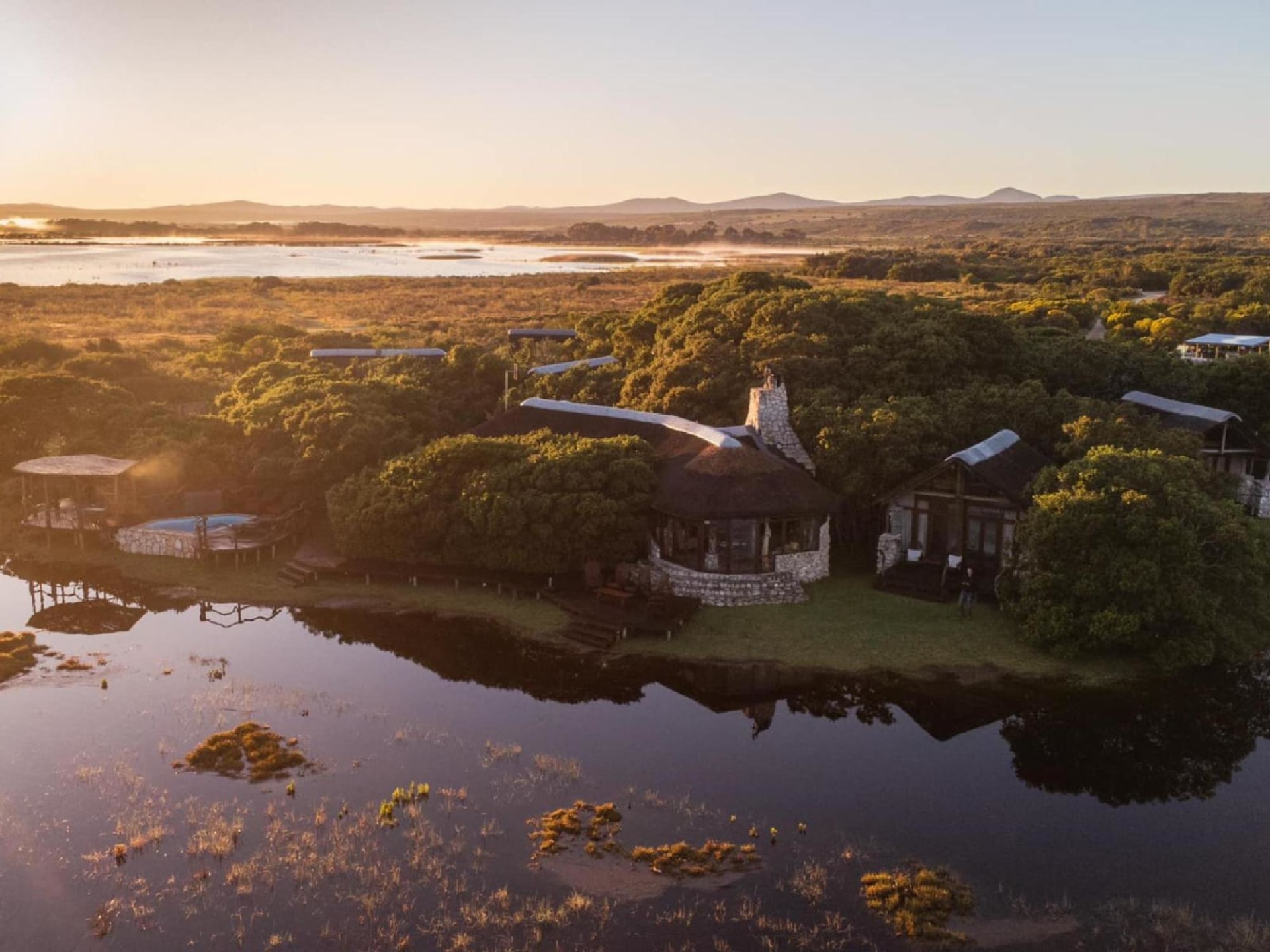 Bird-friendly stays in Stanford