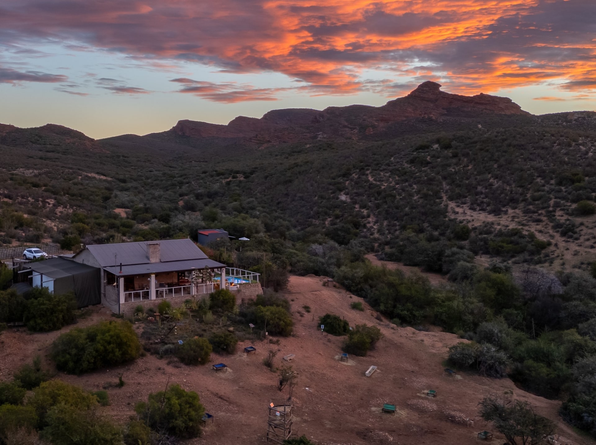 Bird-friendly stays in Oudtshoorn