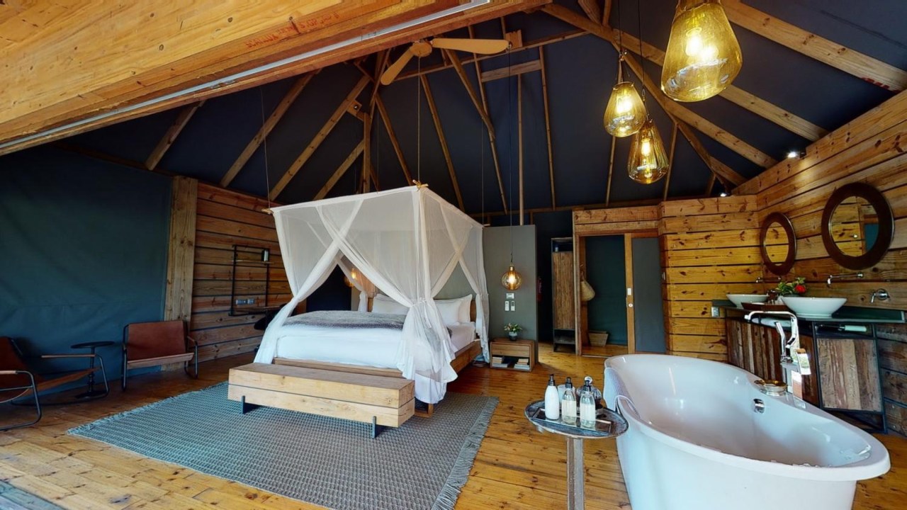 Luxury Suited Tent