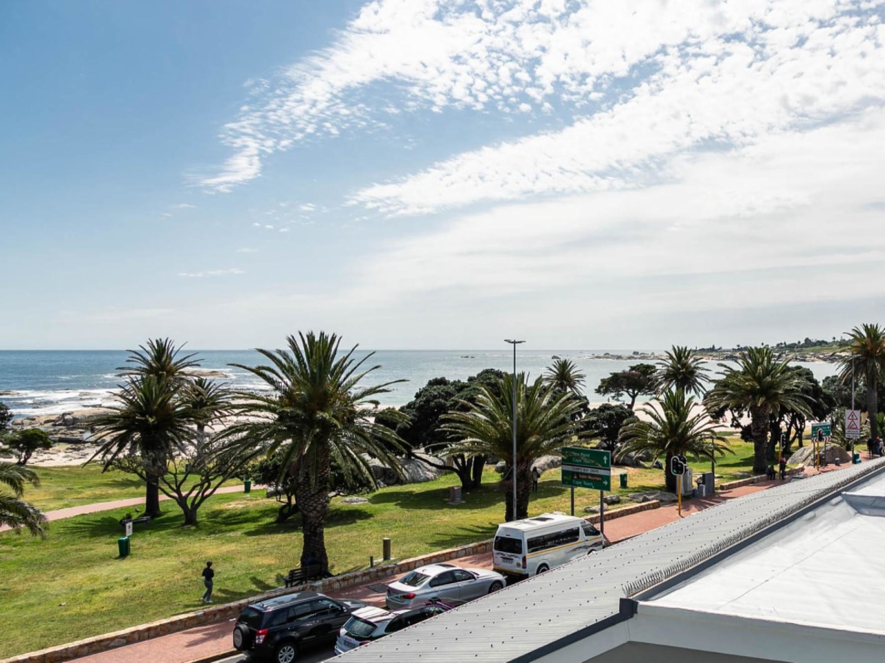 Beach Views - 1 Bedroom