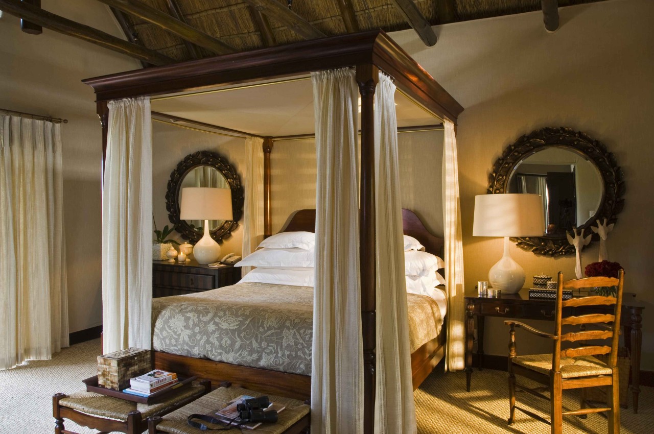 River Side Supreme Suite bedroom