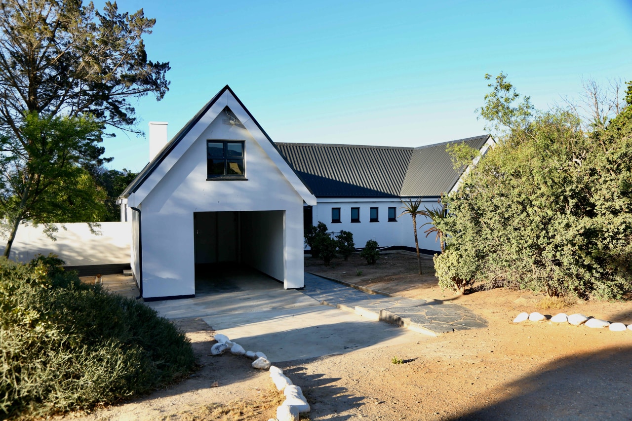 Luiperd Cottage