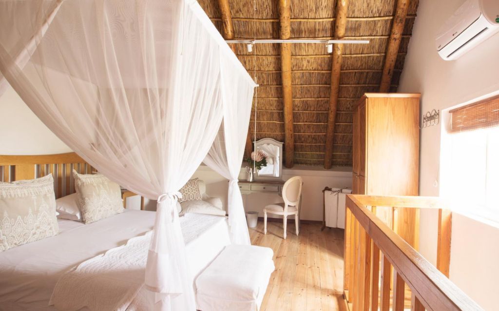 Thatched Superior King/Twin Room - Photo 1