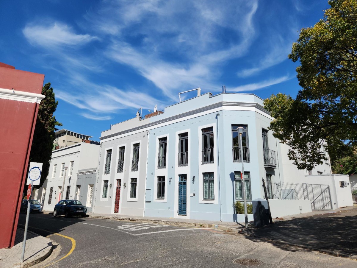 9b Loader Street - exterior