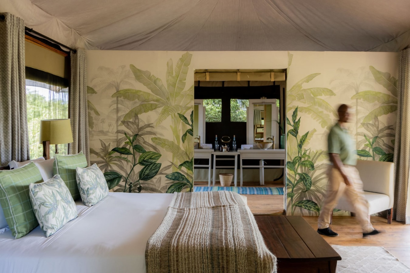 Premium Tent - Photo 1