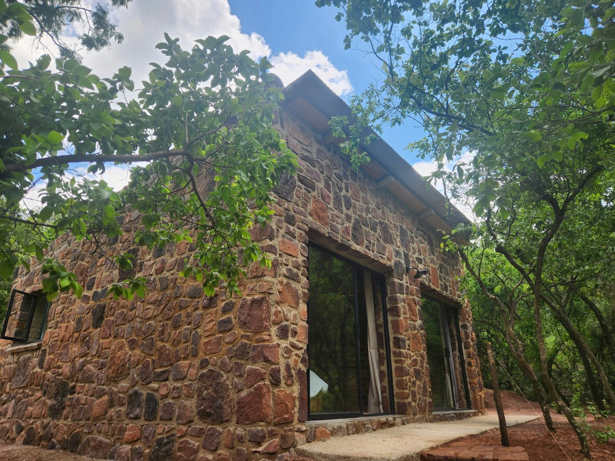 Stone Cottage on Exclusive Bush Farm