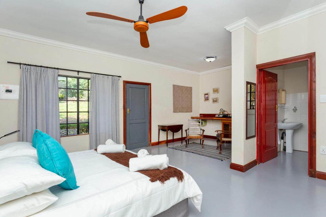 Twin Room - Photo 1