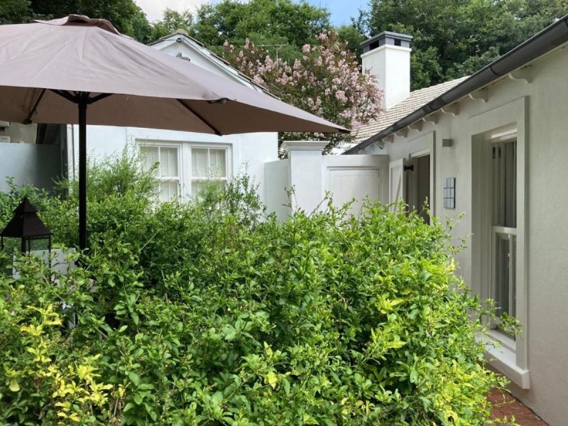 Guest House at 118