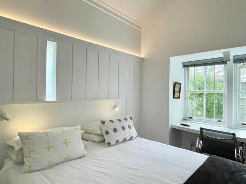 Guest House at 118