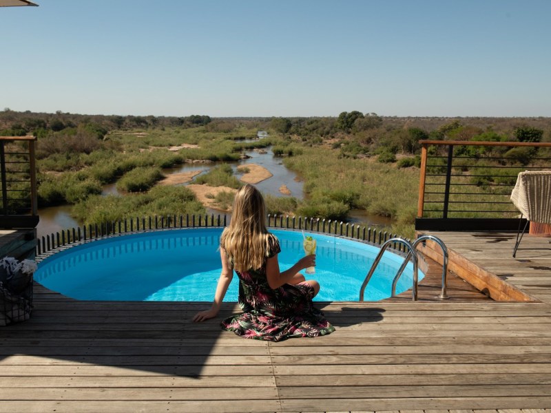 Kruger Shalati: The Train on the Bridge