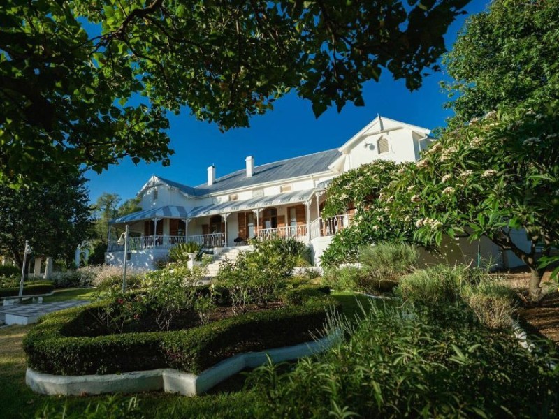 Merindol Manor