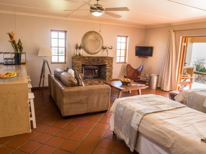Self Catering Cottage with Hot Tub - Photo 5