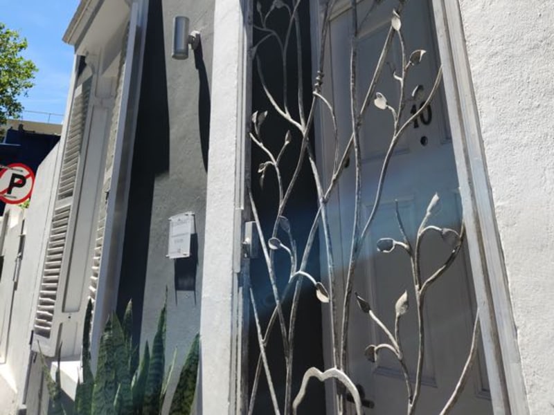 10 Loader Street - front door exterior