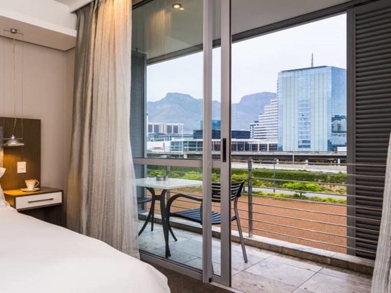 Luxury Room at aha Harbour Bridge Hotel & Suites