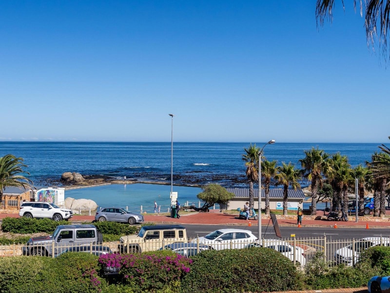 Tidal Pool Apartments at Camps Bay Village